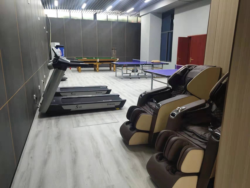 广西农垦国有九曲湾农场职工健身房